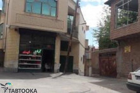 فروش خانه و کلنگی 195 متر در مراغه.خ قدس.میدان هئیت محمدیه